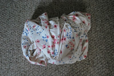 How to Fold a Fitted Sheet