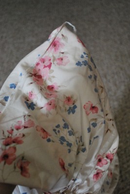 How to Fold a Fitted Sheet
