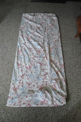 How to Fold a Fitted Sheet