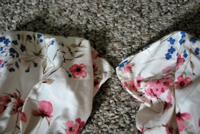 How to Fold a Fitted Sheet